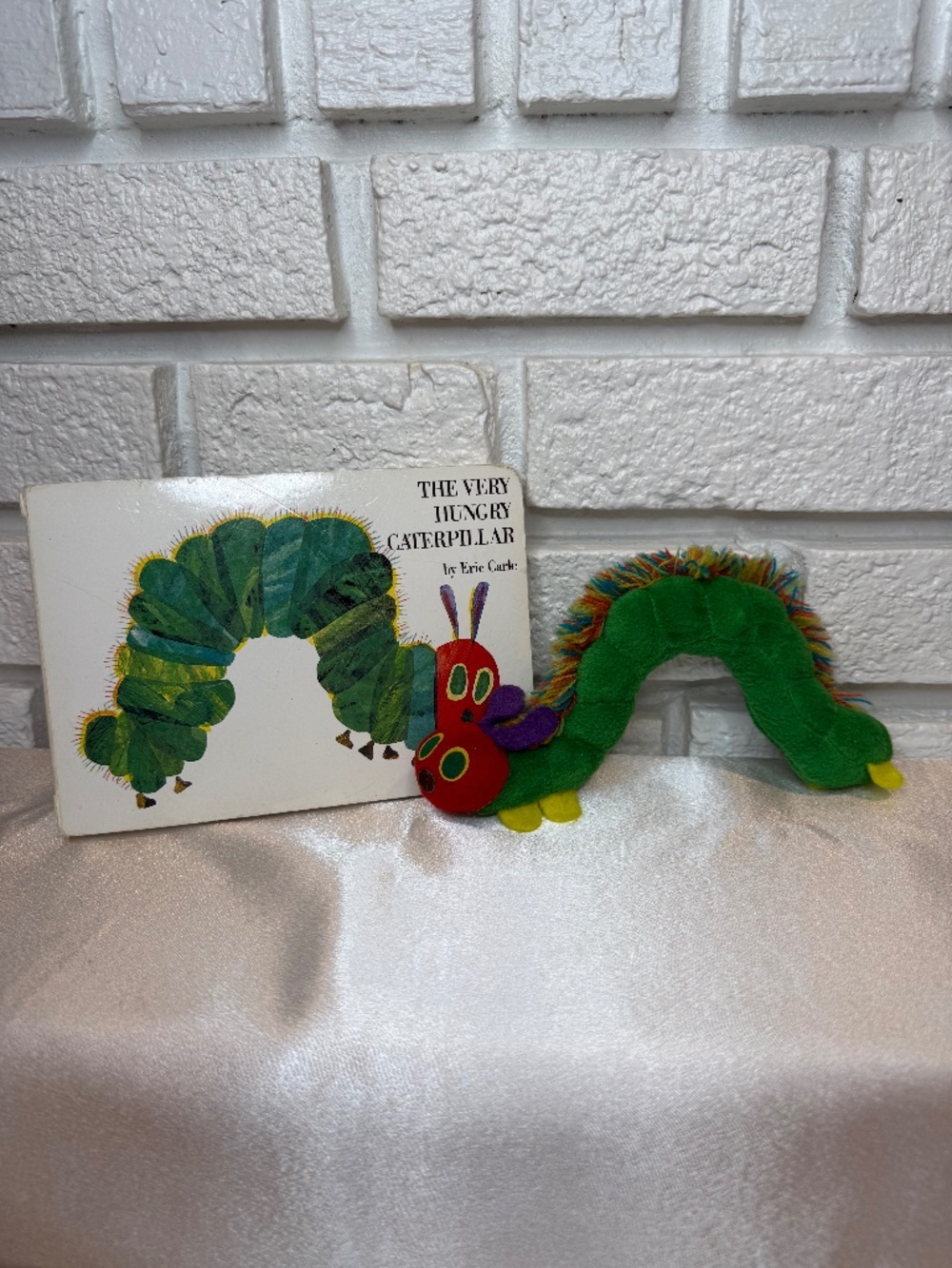 Vintage The Very Hungry Caterpillar Book & Plush - Eric Carle